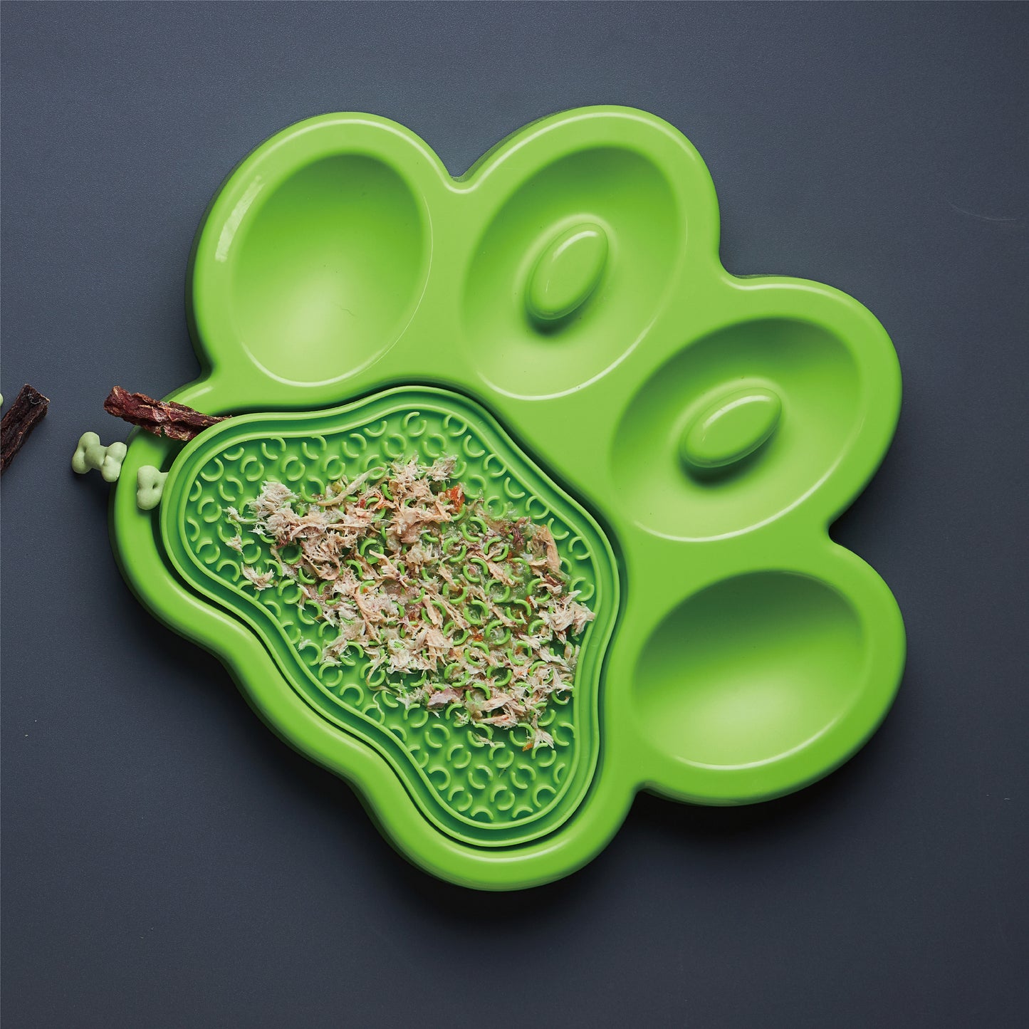PETDREAMHOUSE PAW 2-IN-1 SLOW FEEDER & LICK PAD GREEN